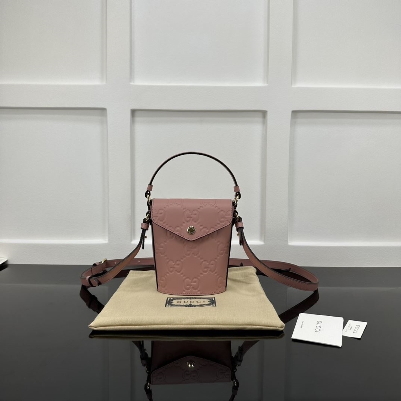 G*u*i top handle bags